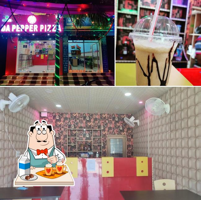 Enjoy a beverage at Da papper pizza
