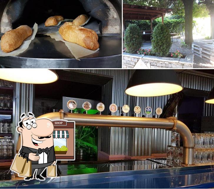 La esterno e cibo del ristorante