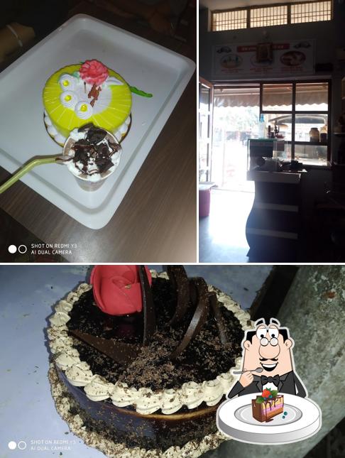 Chocolate cake at Up92cafe