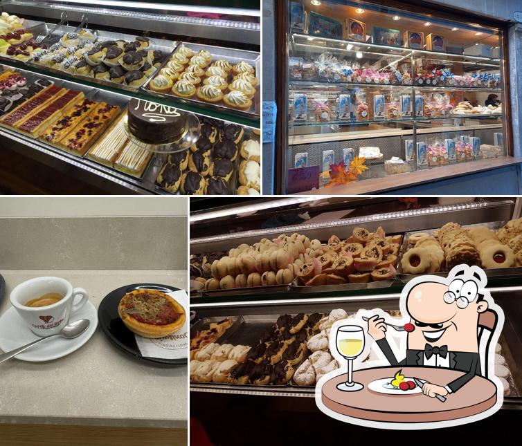 Cibo al Pasticceria Bonifacio