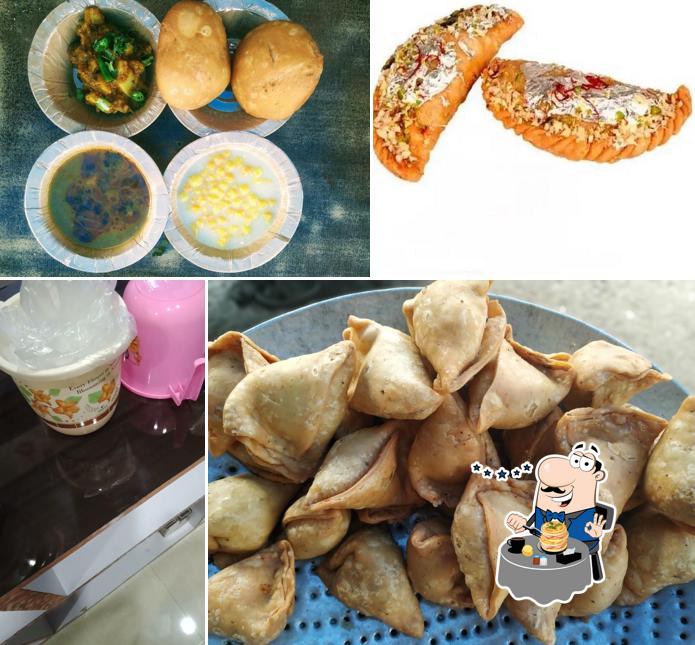 Food at GoogaJii misthan bhandar
