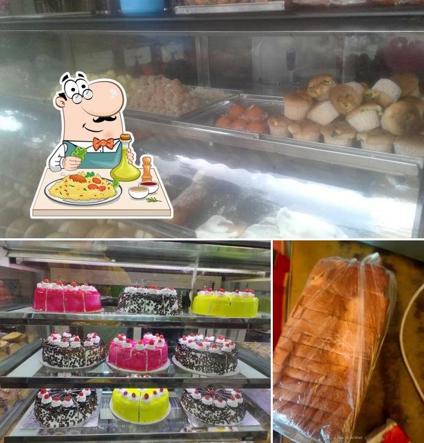 Meals at Siddipriya Bakery
