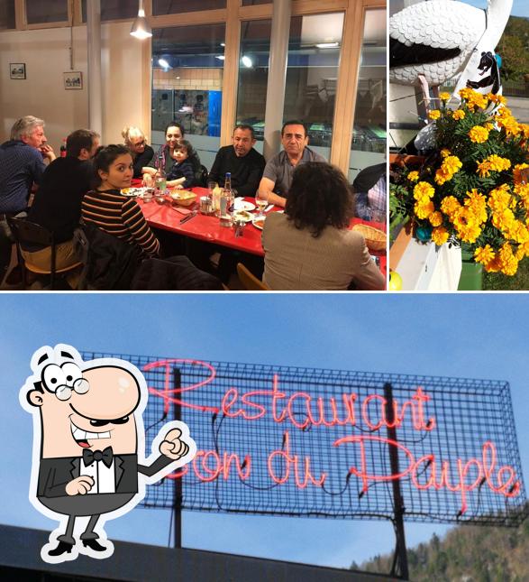 Gli esterni di Restaurant la Maison du Peuple