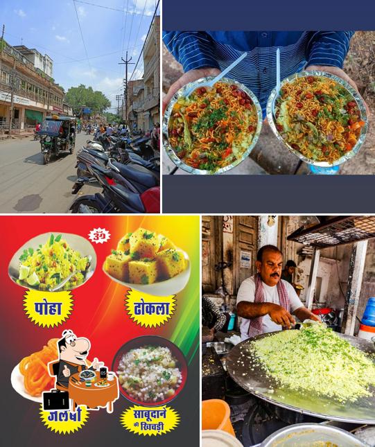 Mussels at Agarwal poha Center