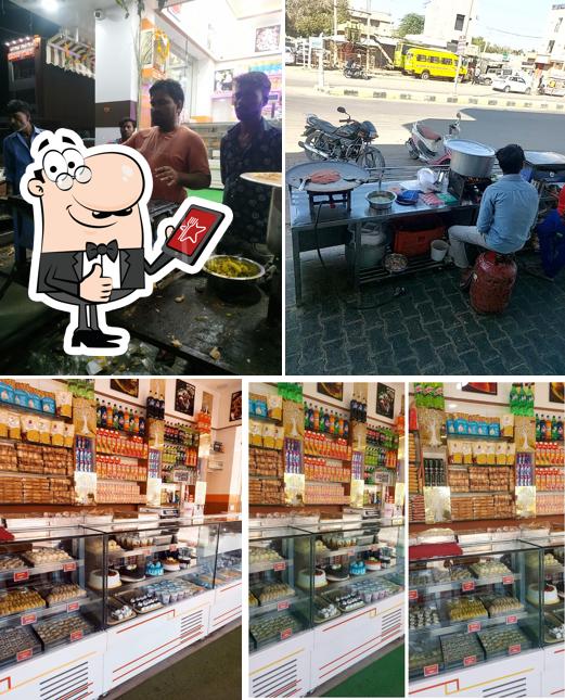 BMB SWEETS & FAST FOOD