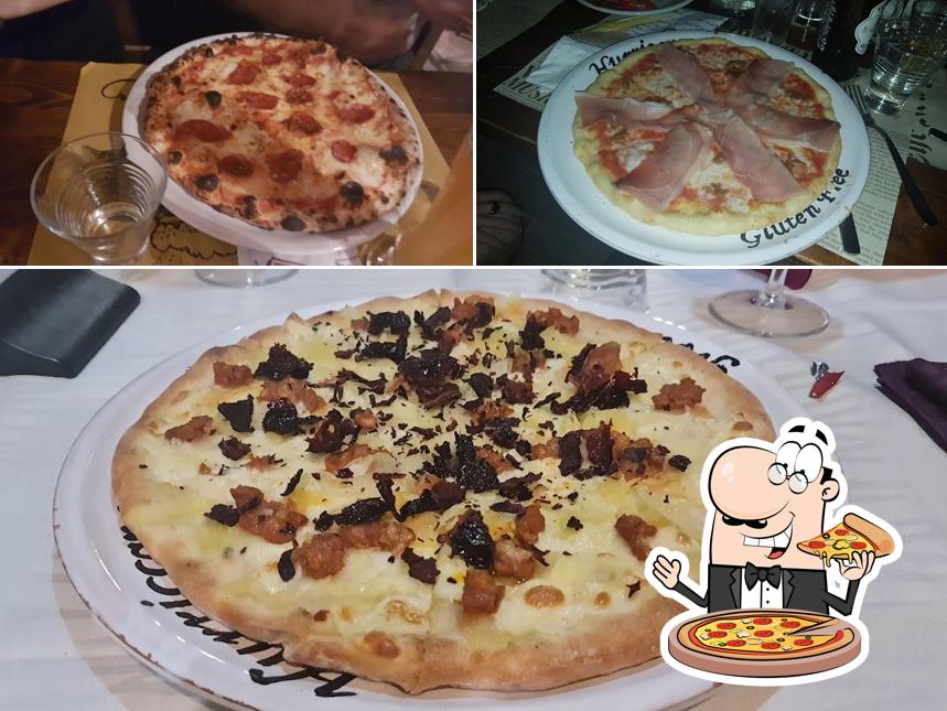 Scegli una pizza a Birreria Pub Hurricane
