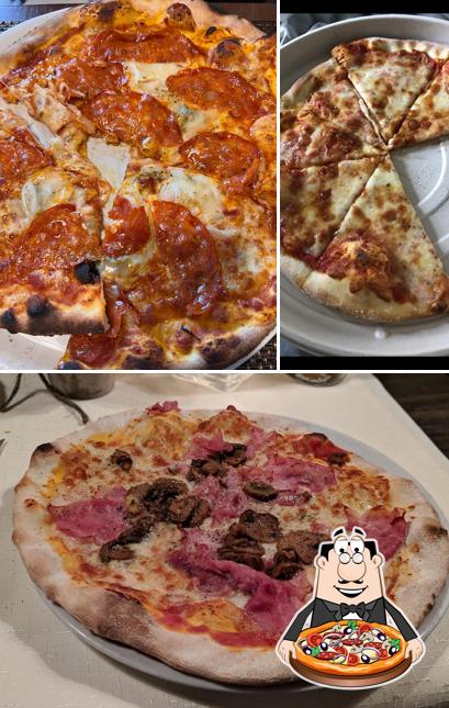 Scegli tra le svariate varianti di pizza