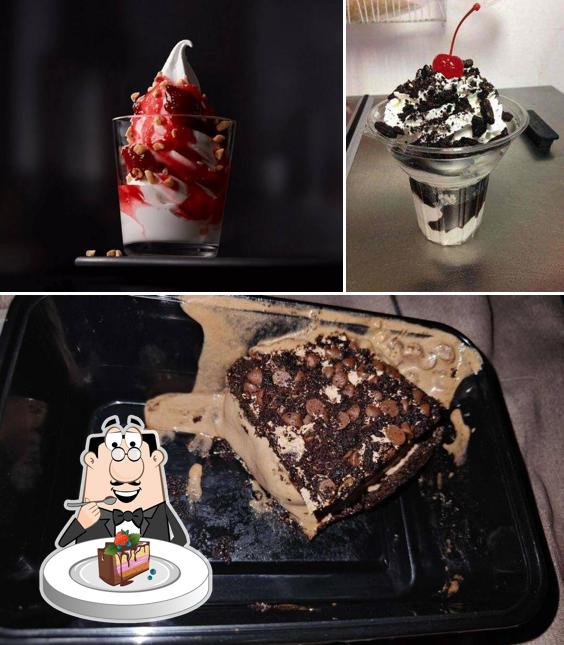 Chocolate cake at It's Sundae