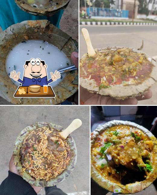 Meals at Ishwara Dahibara Aloodum