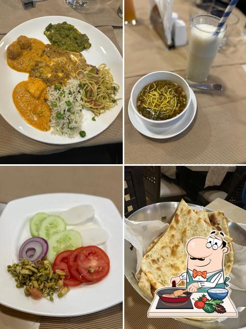 Moti Mahal Deluxe & Bar