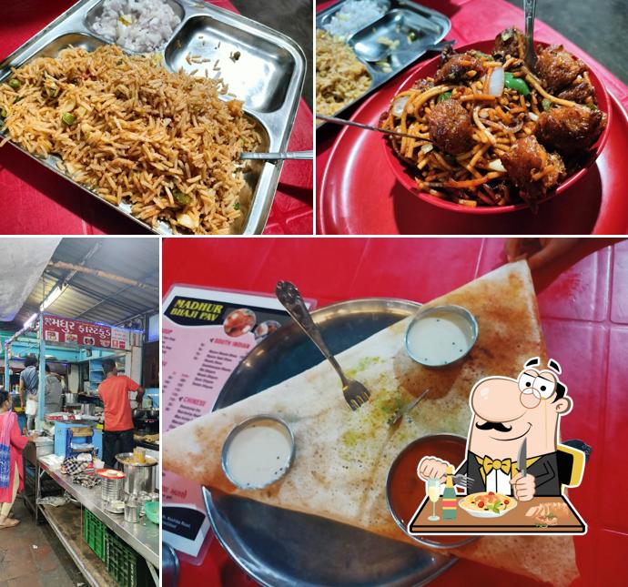 Pad thai at Madhur Fast Food