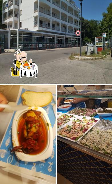 La cibo e esterno del ristorante