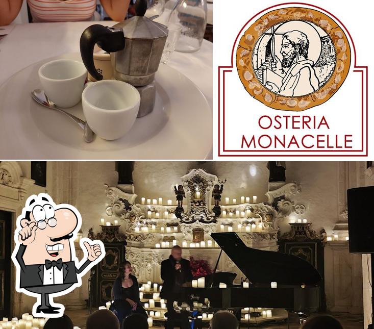 Siediti a un tavolo di Osteria Monacelle