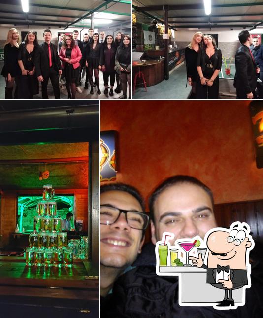 Guarda la foto di Bar La Botte