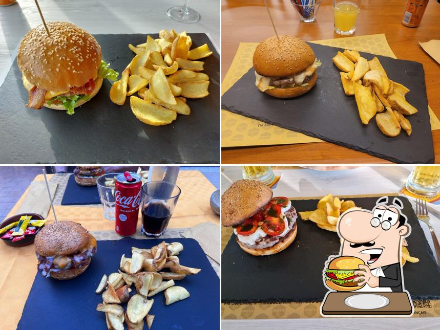 Gli hamburger di Papi's potranno incontrare molti gusti diversi