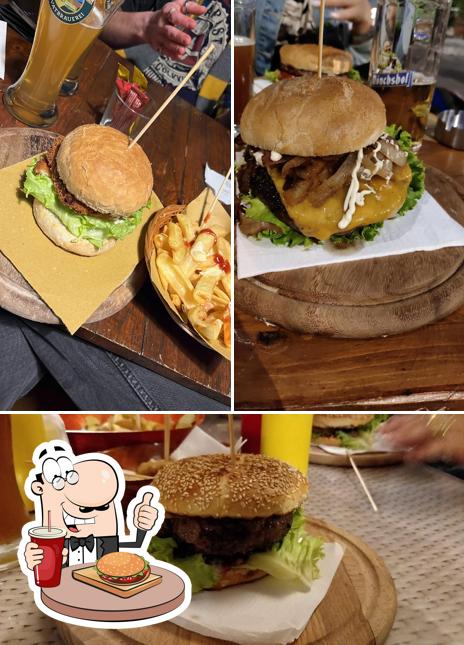Gli hamburger di Grizzly 2.0 Pub Cafè potranno incontrare i gusti di molti