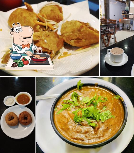 Chicken curry at Maruthi Vilas Vegetarian Restaurant