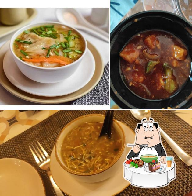 Hot and sour soup at Szechuan Dragon