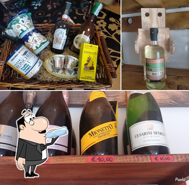 Prenditi un drink dal menu