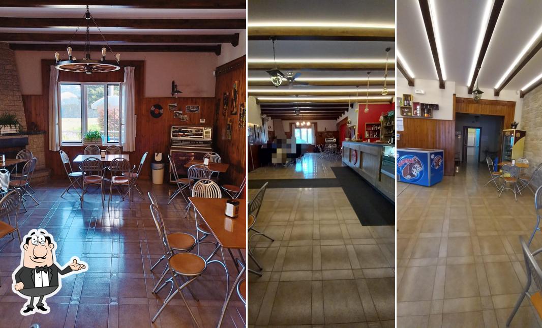 Dai un'occhiata agli interni di Bar la Lucciola di Giuseppe Di Capua