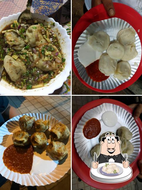 Dumplings at Wang's Xanadu (Momo)
