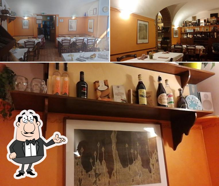 Siediti a un tavolo di La Trattoria del Leone' di Lucarini Mauro