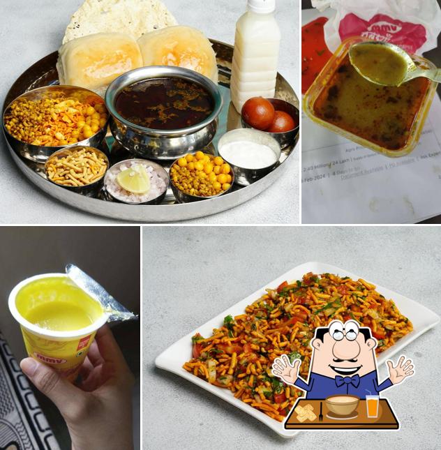 Meals at Mumbaiya Misal & Vadapav Shahibaugh