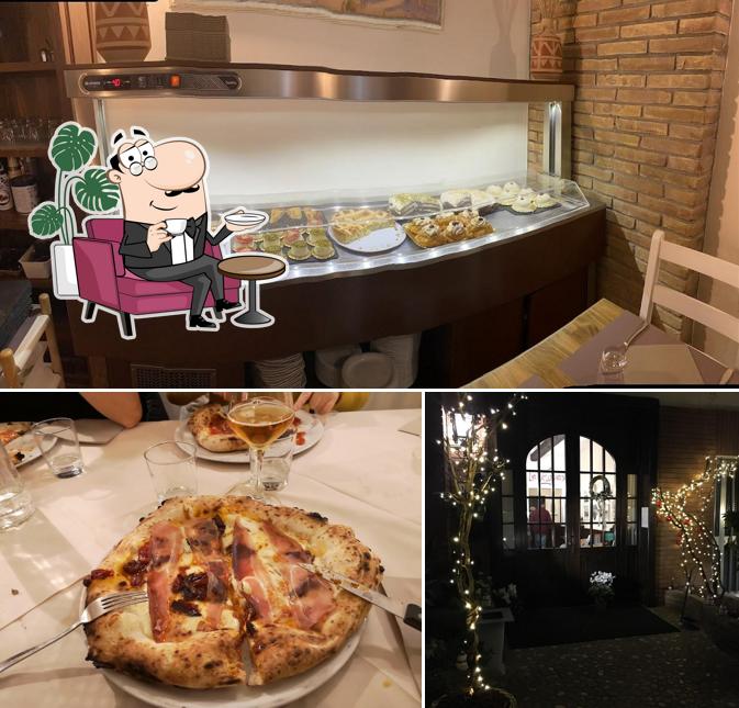 Siediti a un tavolo di La Vesuviana