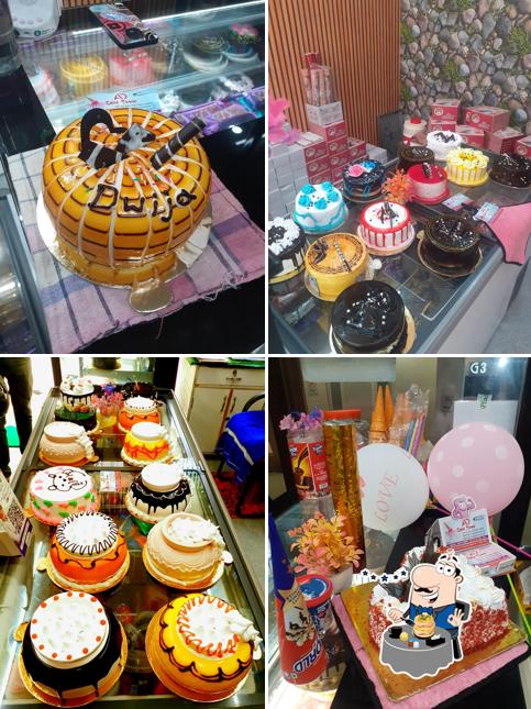 Food at AD Cake Tower