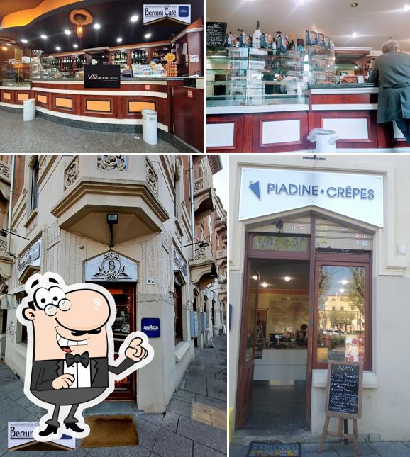 Dai un'occhiata agli interni di Bernini Café