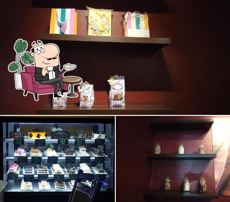 Take a seat at one of the tables at Palomitas Popcorn Stores