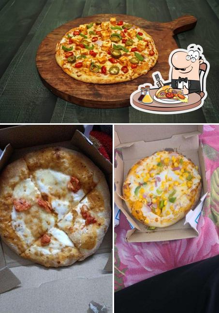 At Pizza Diamond AK, you can get pizza