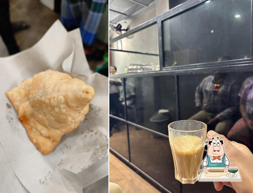 Samosa at Karupatti Tea Kadai