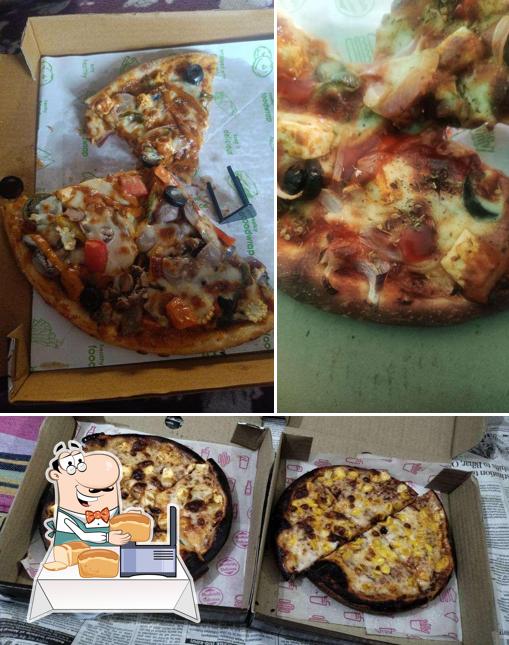 Garlic bread at La Miami American Pizza