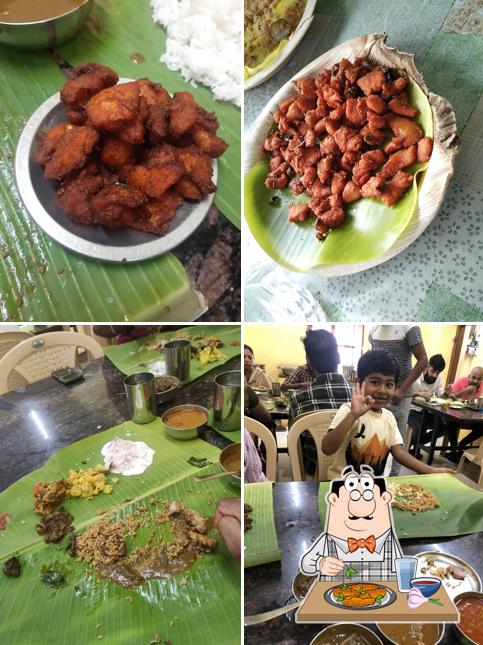 Chicken wings at Udumalai Mess