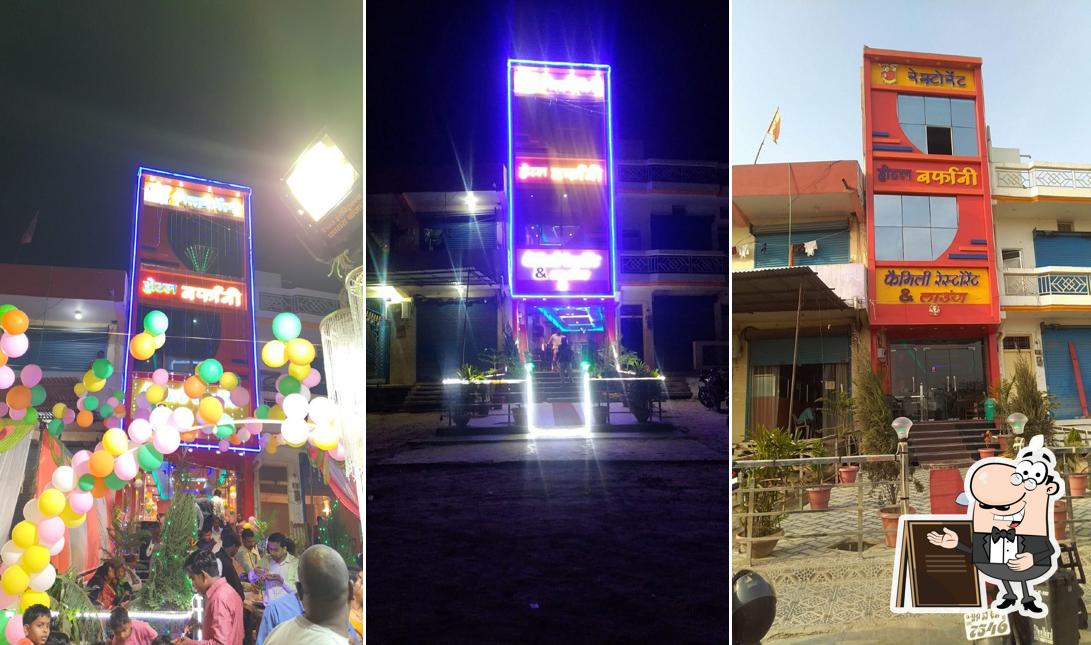 Check out how Barfani familys resturant looks outside