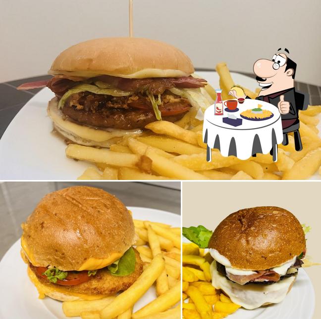 Concediti un bell'hamburger a Bistró risto bar