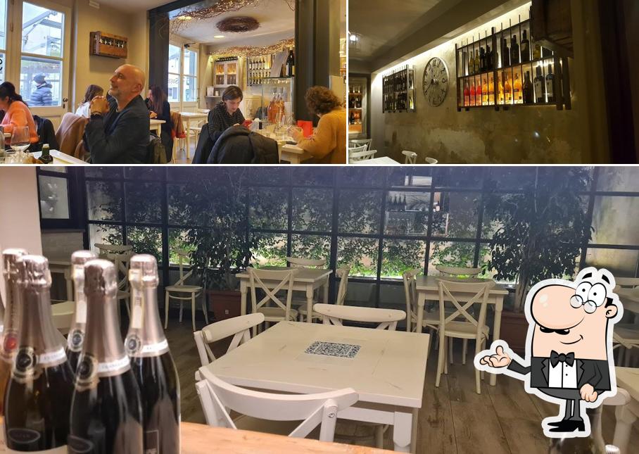 Dai un'occhiata agli interni di Sweet Vino & Pescato