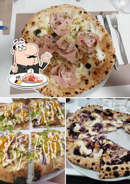 Prenditi una pizza a Ristorante Clara e Pizzeria PizzaWalt