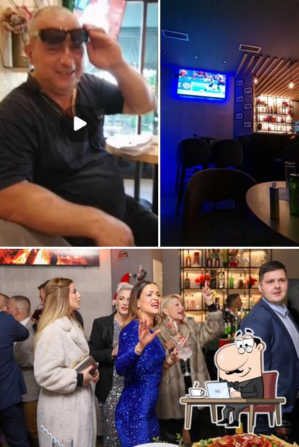 Siediti a un tavolo di BOLD bar