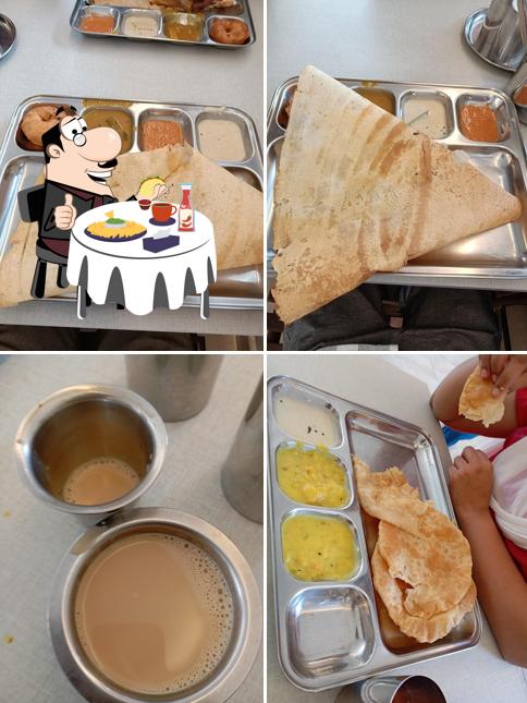 Cheese plate at Hotel Sree Sree Aryas