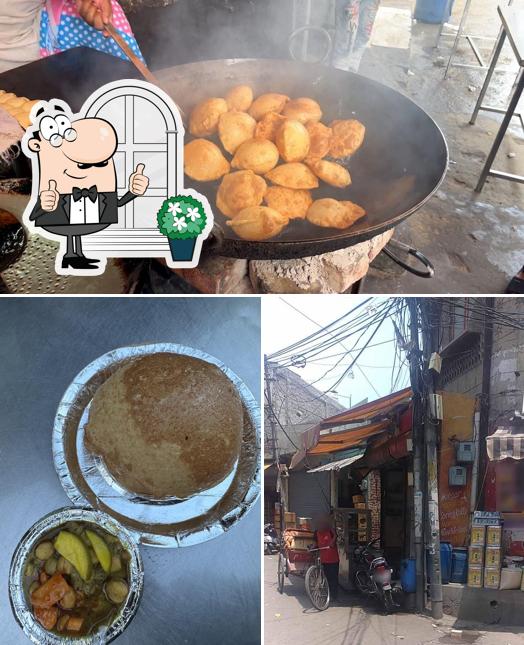 The exterior of Sain Dass Poori Wale