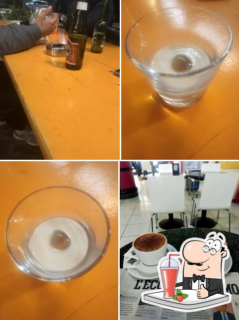 Goditi un drink a Bar Lucignolo