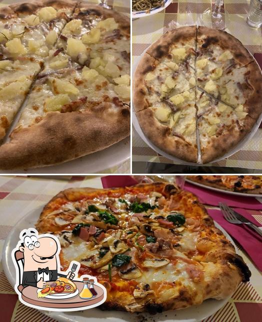 Prova una pizza a Pizzeria Ristorante Rocco E I Suoi Fratelli