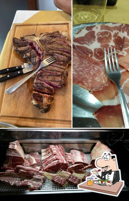 Cibo al Ristorante Porcavacca