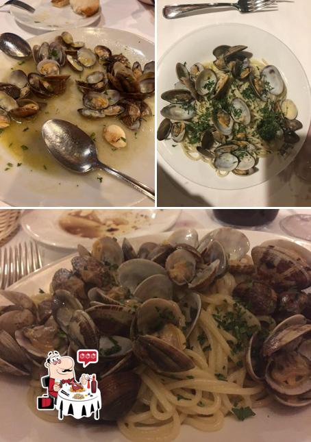 Gli ospiti di Checco Er Carettiere possono provare vari pasti di mare