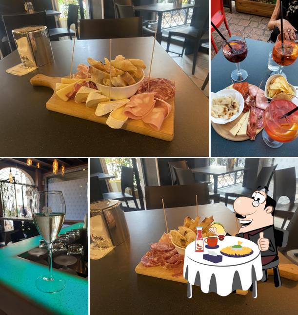 Piatto di formaggi al Bar Charlotte