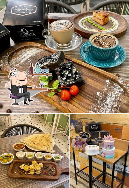 Check out how The Bakeology looks inside