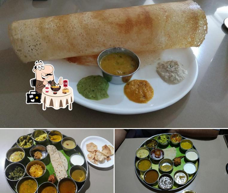 Meals at Sri Saravana Bhavan's Aasai Dosai