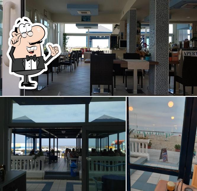 Gli interni di Cafe Del Mar